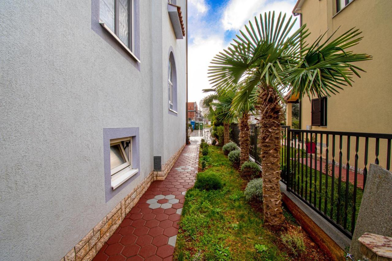 Apartments Prodan Poreč Exteriör bild