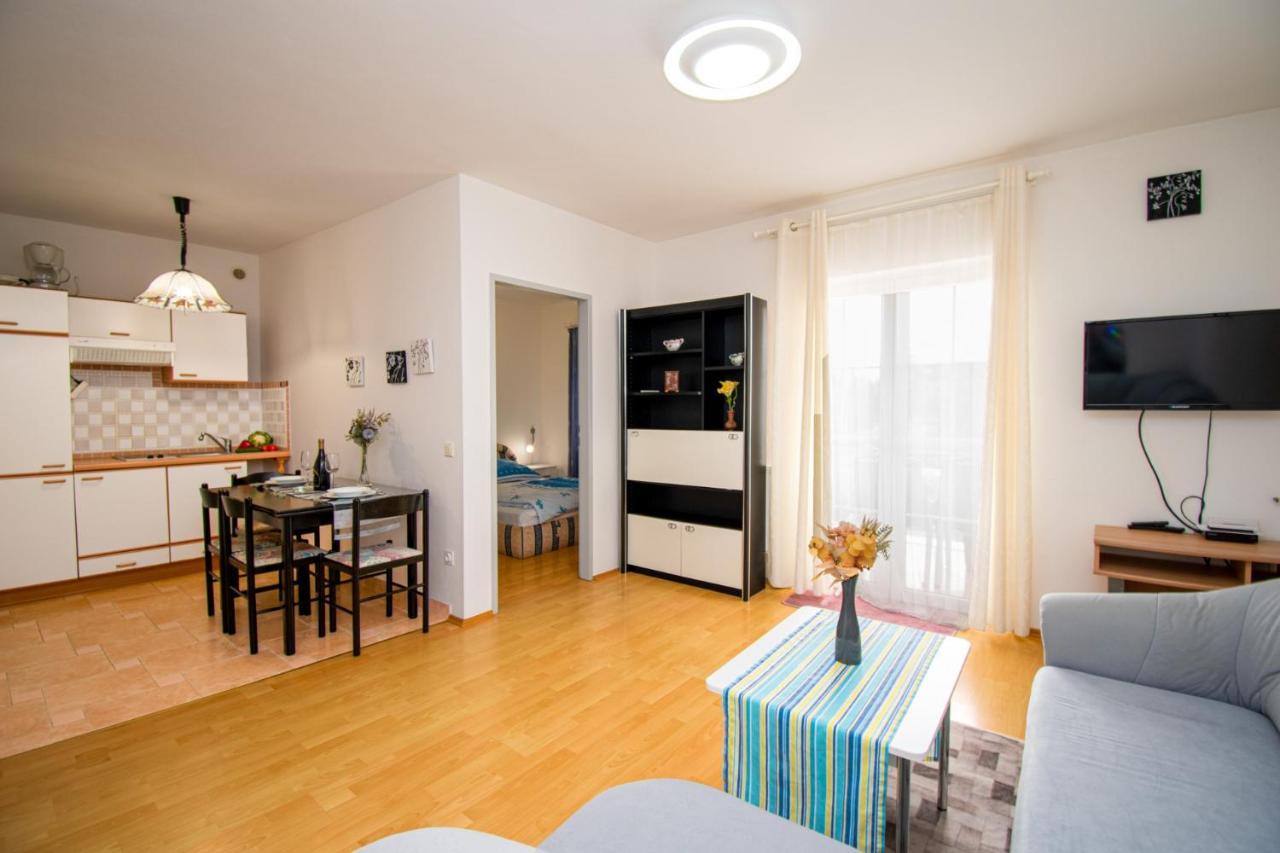 Apartments Prodan Poreč Exteriör bild